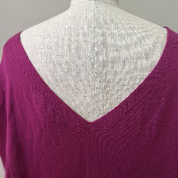 New York & Company Women's Oversize Silk Blend Pullover Vneck Sweater Magenta XS - Picture 13 of 15